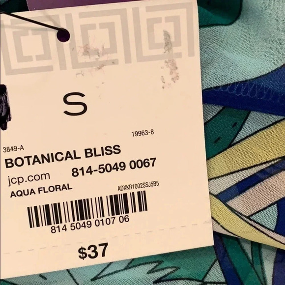 Liz Claiborne Floral Faux Wrap Sleeveless Blouse - Picture 11 of 11